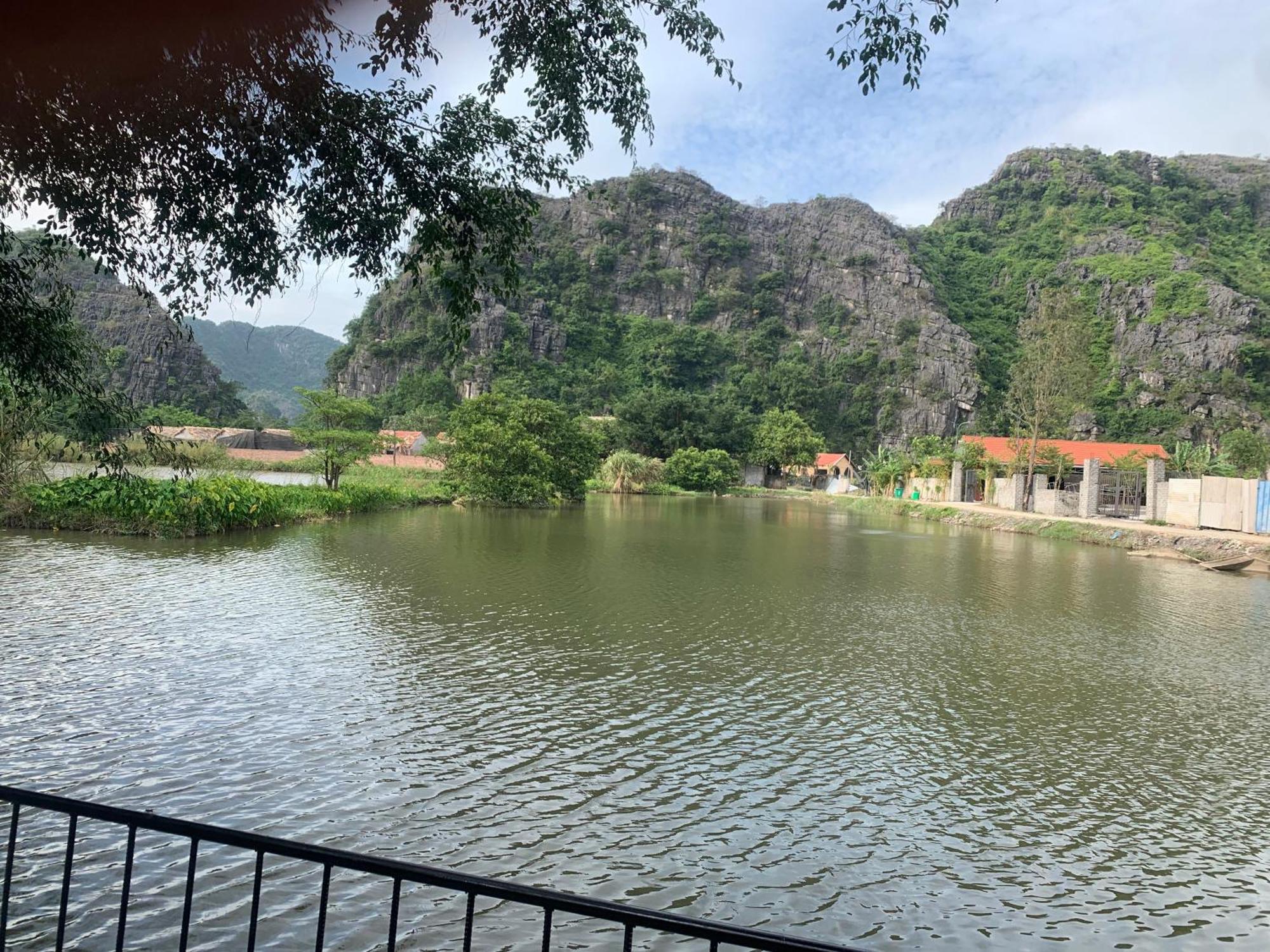 Lake Retreat Ниньбинь Экстерьер фото